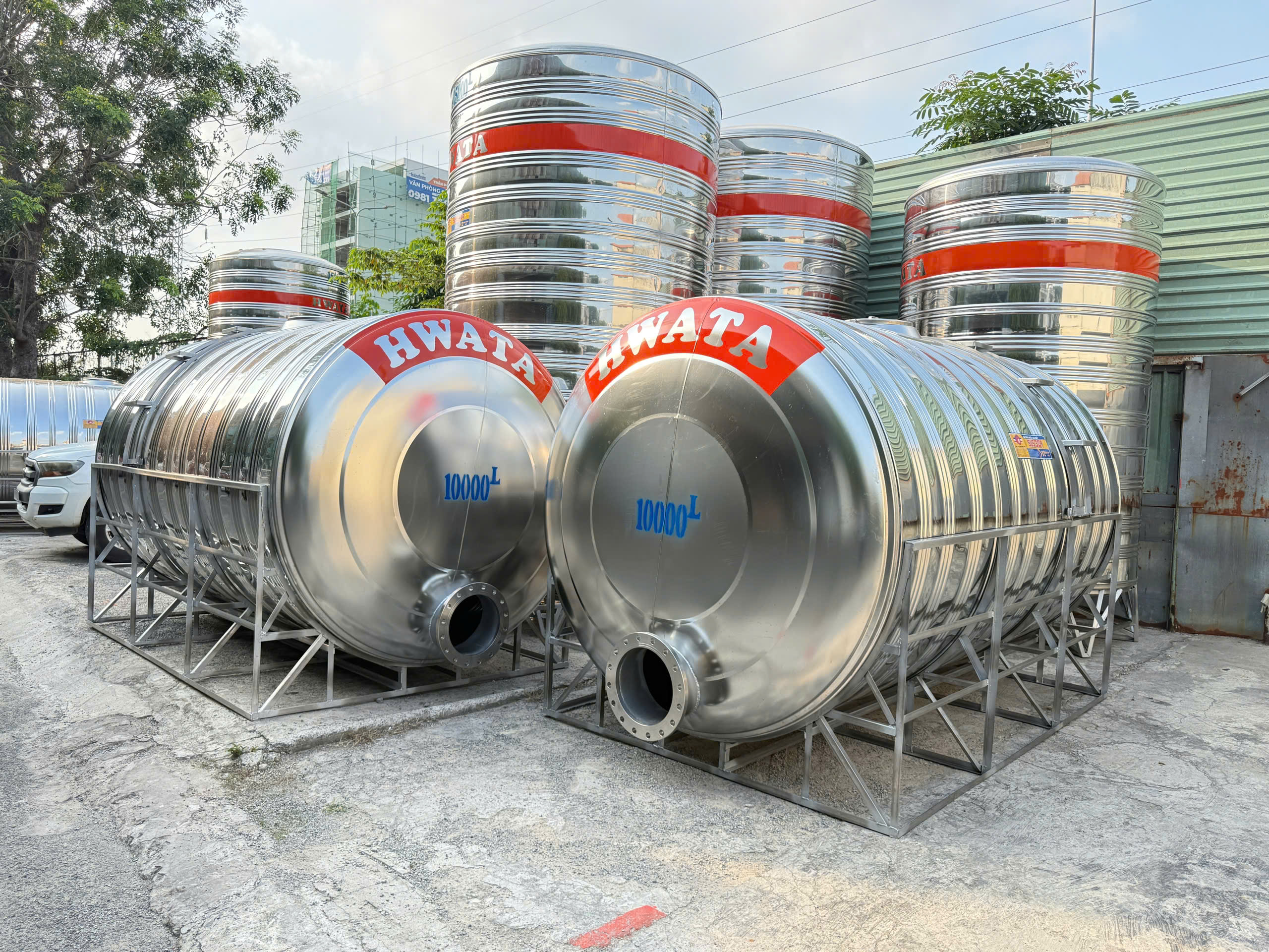 Lắp đặt bồn nước công nghiệp 9000L đứng an toàn