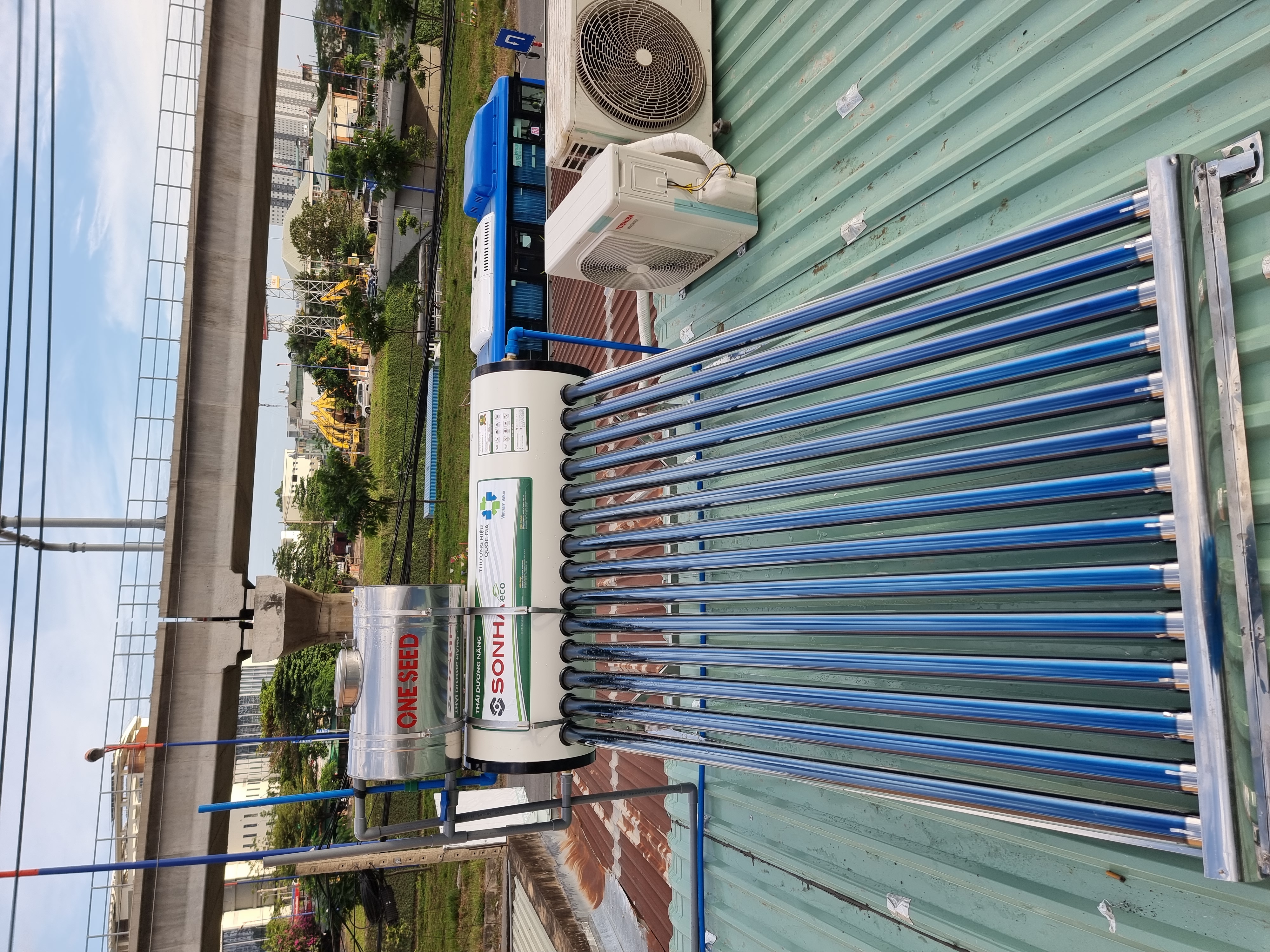Máy năng lượng mặt trời 220L theo thương hiệu