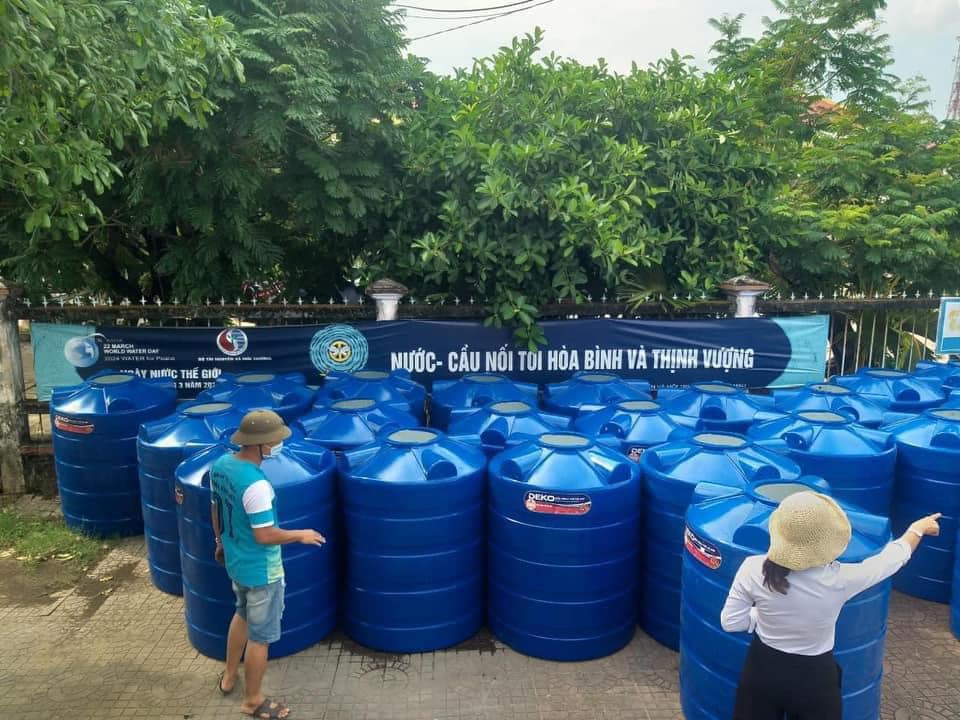 Kỹ thuật lắp đặt Bồn Nhựa 300L Đứng đúng cách