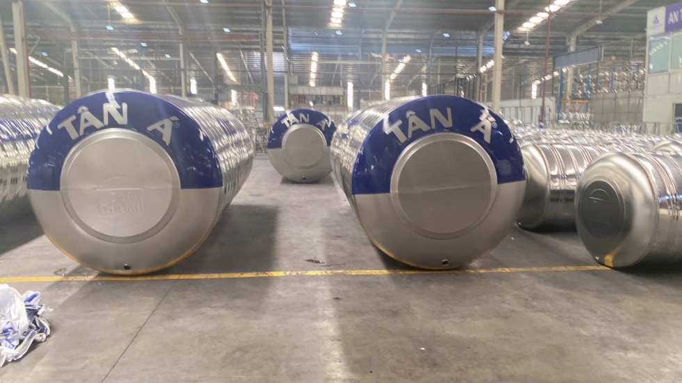 bon nuoc inox tan a dai thanh