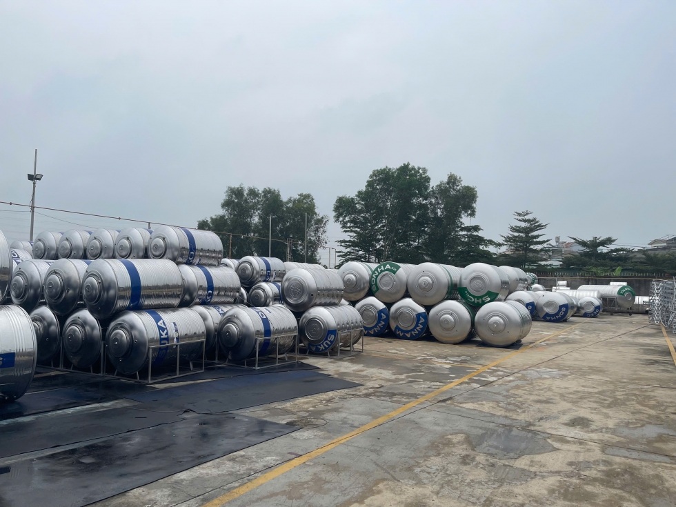 bon nuoc inox son ha