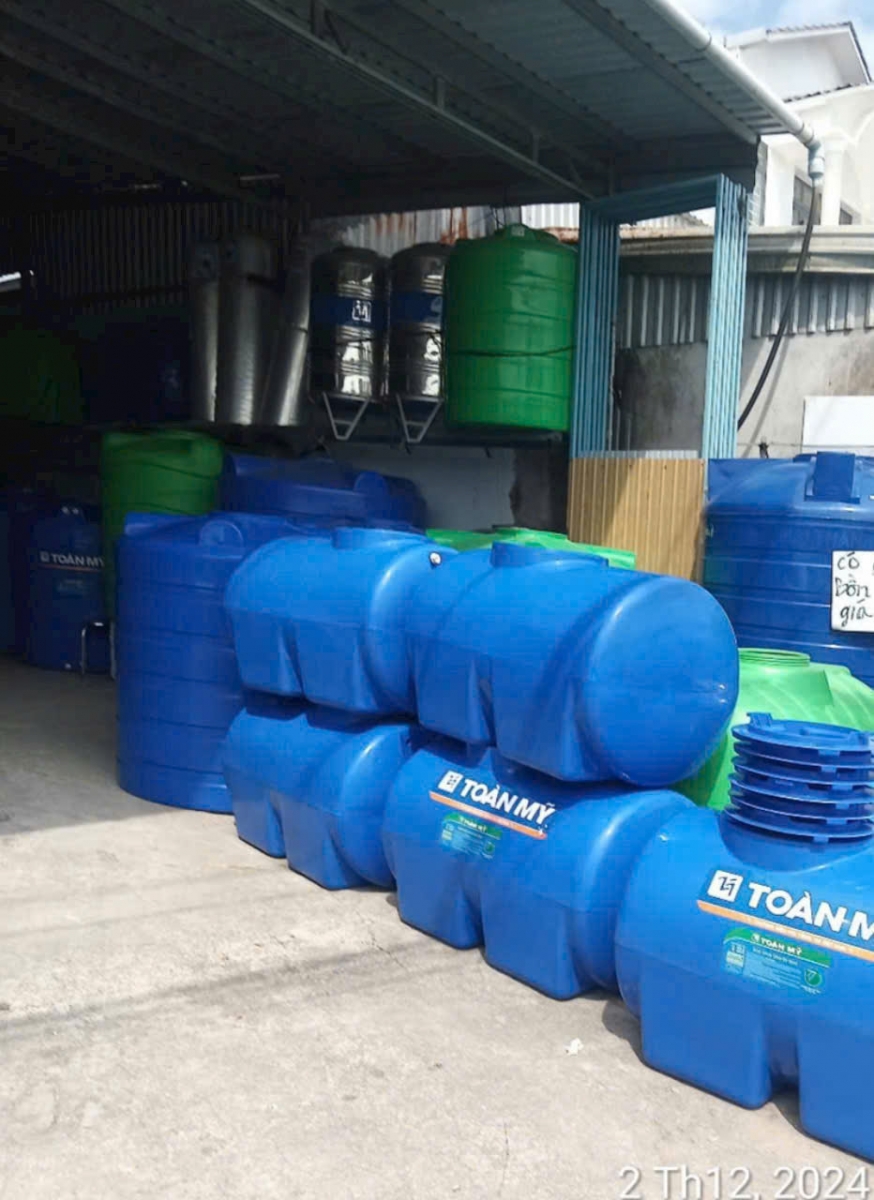 bon nuoc nhua toan my